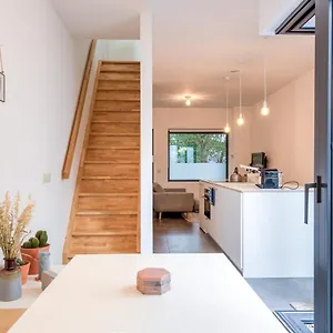  Appartement Stylishly Furnished Private In A Vibrant Area